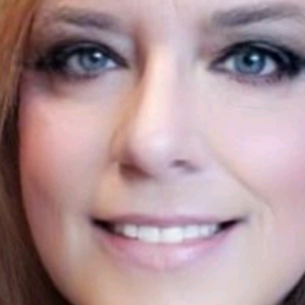 Meet your Posher, Roxanne